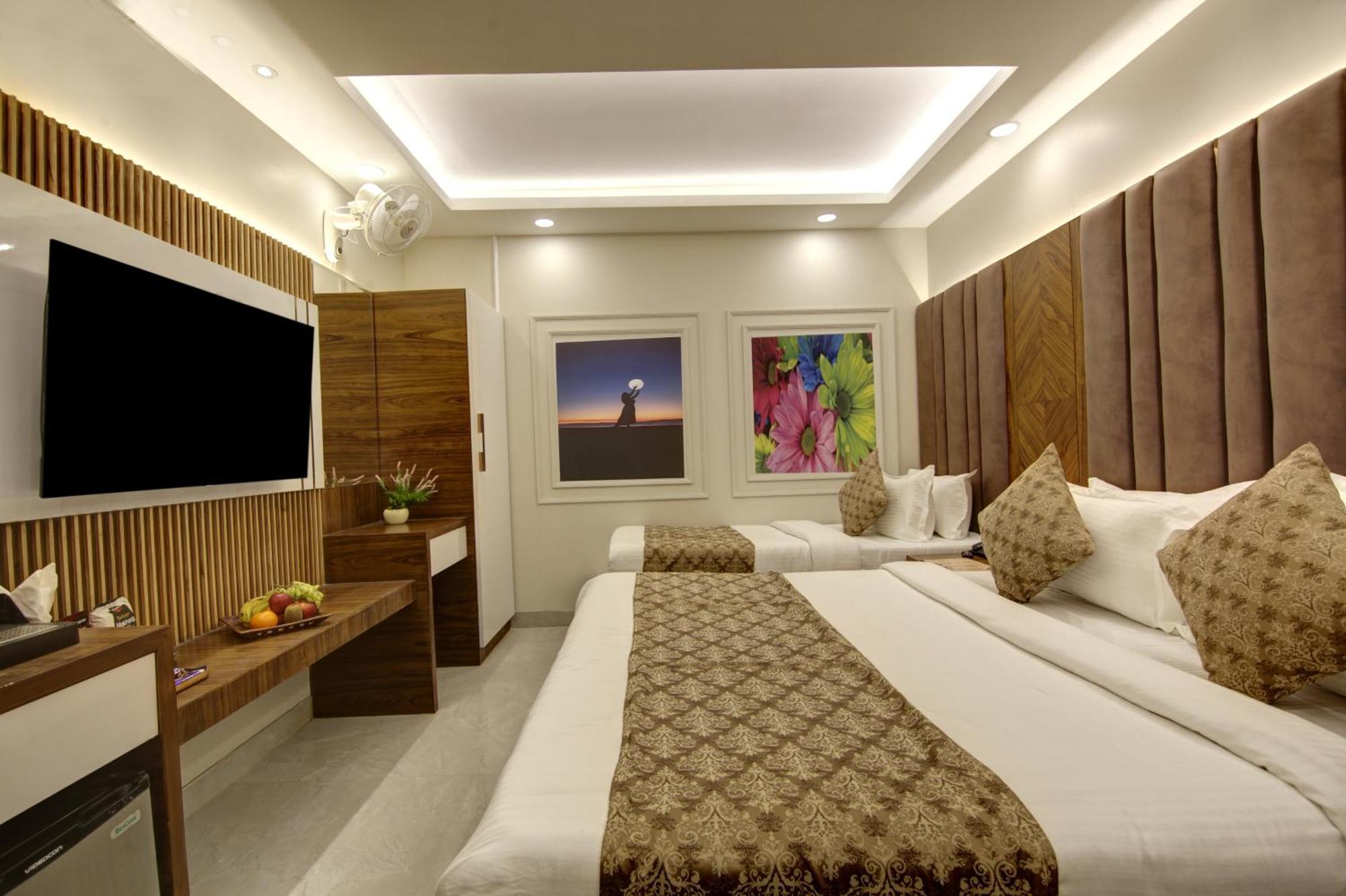 Bless Inn - Near Connaught Place New Delhi Bagian luar foto