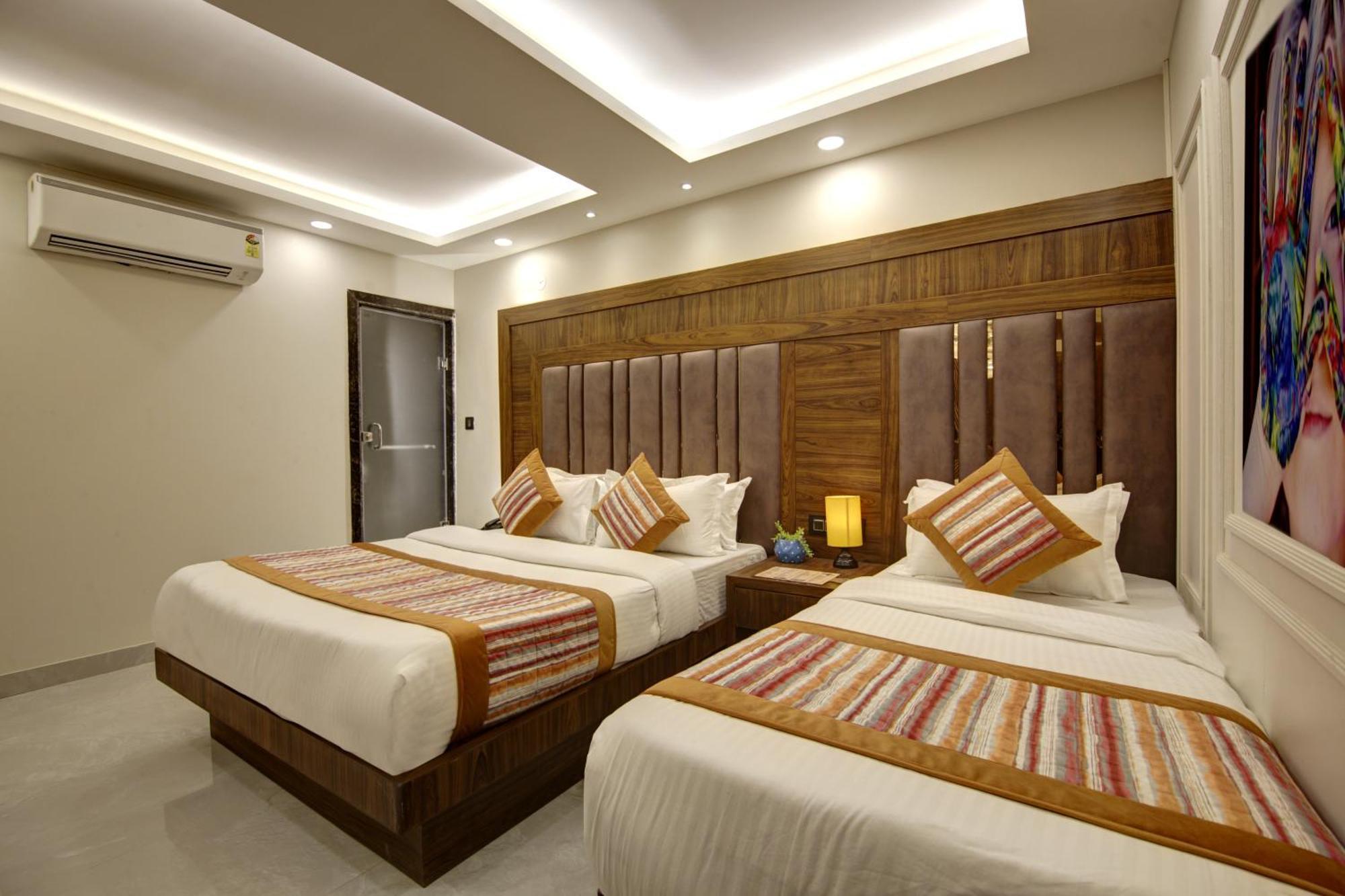 Bless Inn - Near Connaught Place New Delhi Bagian luar foto