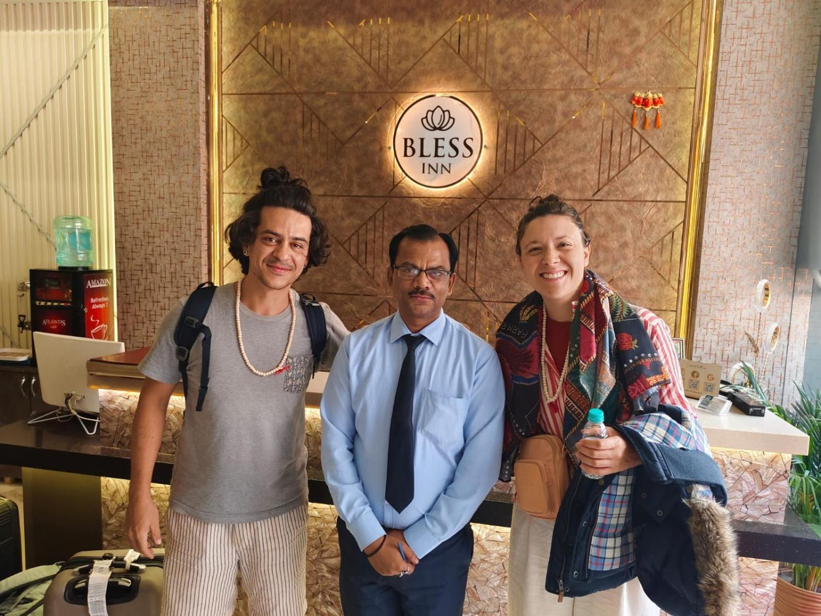 Bless Inn - Near Connaught Place New Delhi Bagian luar foto